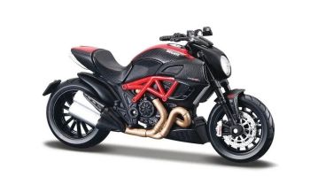 MST39300-G - DUCATI Diavel Carbon negra y roja