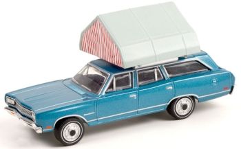 GREEN38010-B - PLYMOUTH Satellite station wagon THE GREAT OUTDOORS en blíster