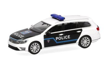 HER099097 - VOLKSWAGEN Passat Variant GTE Policía de París