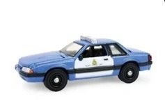 GREEN43065-A - Ford Mustang de 1991 - RCMP (Real Policía Canadiense) de la serie Hot Pursuit - Edición especial Canadá, todavía sellado.