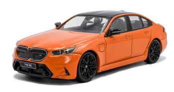 SOL4317552 - BMW M5 naranja fuego 2024
