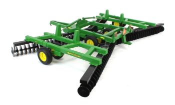 ERT45987 - Gradador JOHN DEERE 637
