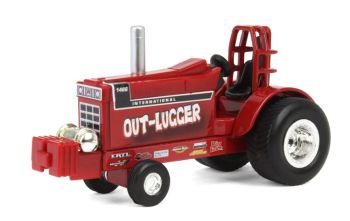ERT47571 - INTERNATIONAL 1466 - Pulling Vintage - OUT-LUGGER