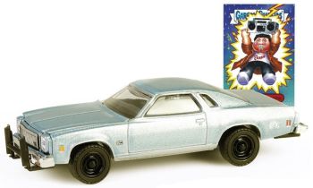 GREEN54110-E - CHEVROLET Chevelle Malibu Classic 1977 azul metalizado de la serie GARBAGEPAILKIDS en blíster