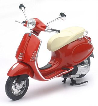NEW57553B - VESPA PRIMAVERA Roja