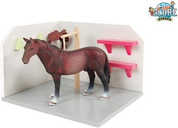 KID610205 - Caja de lavado con caballo y accesorios.