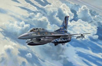 REV63844 - Maqueta de Avión Lockheed Martin F-16D Tigermeet 2014 con pintura para montar