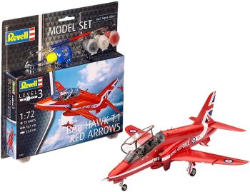REV64921 - Maqueta set BAe Hawk T.1 Red Arrows con pintura para montar