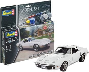 REV67684 - Maqueta de set CORVETTE C3 con pintura para montar