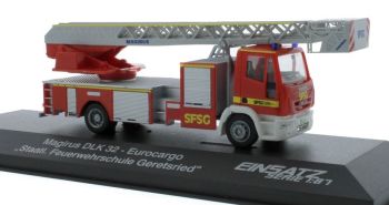 RZM68566 - IVECO Magirus DLK 32 St. Camión de bomberos a gran escala