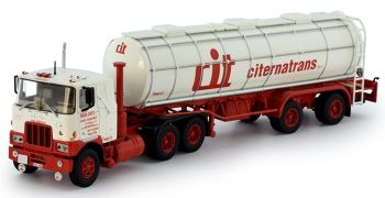 TEK76410 - MACK F700 6x4 con tanque 3 Ejes BRAM SMITS