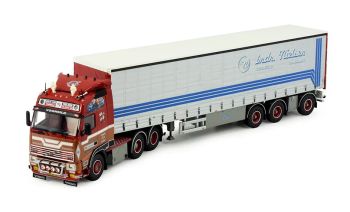 TEK82922 - VOLVO FH16 Globettroter 6x2 con remolque cubierto NIELSEN BRDR de 3 ejes.