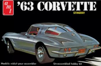 AMT861/12 - CHEVROLET Corvette Stingray 1963 para montar y pintar