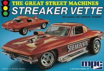 MPC973/12 - CHEVROLET Corvette Stingray 1967 para montar y pintar