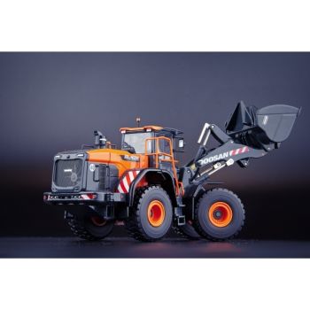 IMC99-10101 - Cargadora DOOSAN DL420
