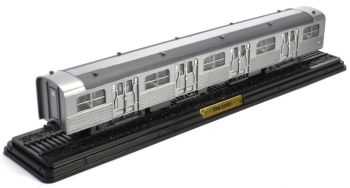 ATL2434008 - Remolque intermedio ZBB-25101 segunda clase acero inoxidable gris para automotores Tipo ZBD-5101 SNCF de la serie Les Automotrices des Réseaux Français máquina no funcional