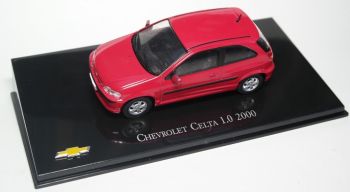 MAGCHECELTA00 - CHEVROLET Celta 1.0 2000 3 puertas rojo