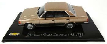 MAGCHEVYOPALA88 - CHEVROLET Opala Diplomata 4.1 1988 sedan 4 puertas beige metalizado
