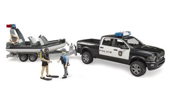 BRU2507 - DODGE RAM 2500 Policía con remolque y barco