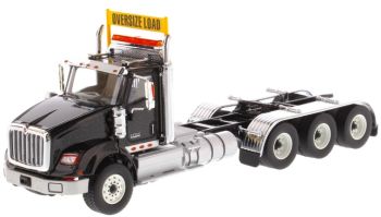 DCM71009 - INTERNATIONAL HX620 Day Cab Tridem negro