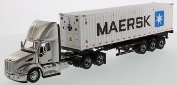 DCM71069 - PETERBILT 579 6x2 con portacontenedores y contenedor MAERSK de 40 Pies