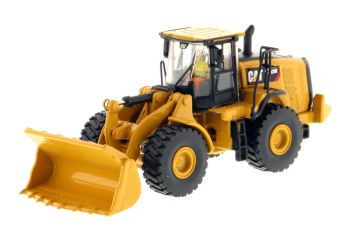 DCM85949 - Cargadora de ruedas CATERPILLAR 972M con conductor y caja metálica
