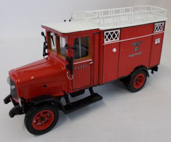 PRX010748 - Furgoneta BERGMANN Red Deutsche Post limitada a 1000 ejemplares