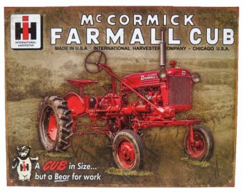 DE-TIN2132 - Letrero metálico McCORMICK Farmall Club - 40,5 x 31,8 cm