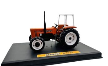 CW0285 - FIAT 670H 4WD