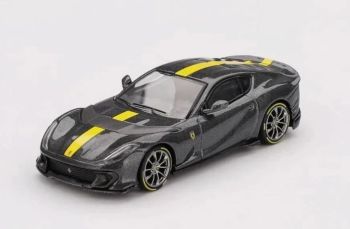 BBRFER64009 - FERRARI 812 Competizione 2024 Gris con franja amarilla