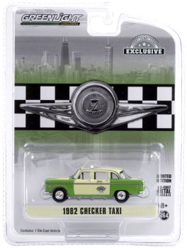 GREEN30208 - CHECKER MOTORS MARATHON A11 1982 taxi verde y crema vendido en blister