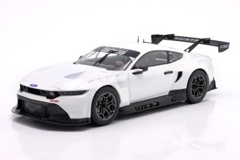 IXO-LEGTMUS-LM24WHT - FORD Mustang GT3 Racing Spec – Versión de carrocería lisa 2024 (Blanco)