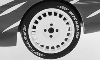IXO18SET006W - Rack de 4 neumáticos MICHELIN OZ