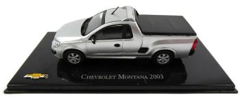 MAGCHEMONTANA - Camioneta gris CHEVROLET Montana 2003