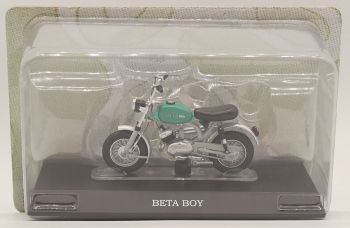 MAGMOT042 - Ciclomotor BETA Boy verde y gris