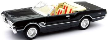 NEW48013M - OLDSMOBILE 4-4-2 1966 descapotable negro