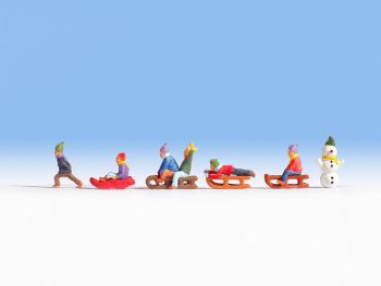 NOC15819 - niños en la nieve