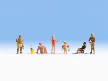 NOC15850 - 6 asistentes de playa