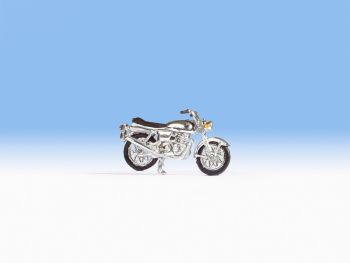 NOC16430 - Motocicleta Norton Comando 850