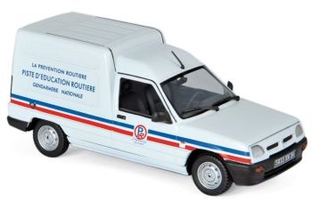NOREV514005 - RENAULT Express 1995 Gendarmería Seguridad Vial