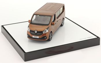 NOREV85155 - Caja fabricante RENAULT Trafic III familiar 2019 marrón metalizado