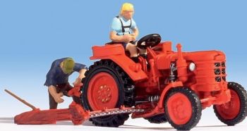 NOC16756 - Tractor FAHR con figuras