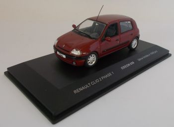 ODE056 - RENAULT Clio 2 fase 1 rojo limitada a 1000 ejemplares