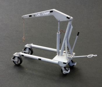 PLS4055 - Carro elevador en miniatura en kit para montar y pintar