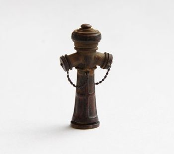 PLSEL027 - 2 hidrantes en miniatura de 3 cm para pintar