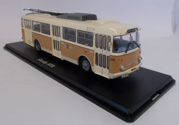PRXPCL47068 - Autobús urbano eléctrico SKODA 9TR Gera crema y marrón