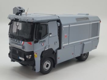 PER756 - Vehículo comercial ligero (VLE) de 19 toneladas - Gris - Policía Nacional