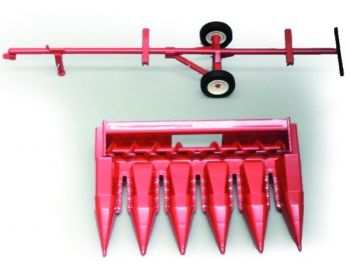 REP131 - Cabezal de maíz IH 853F con carro cortador