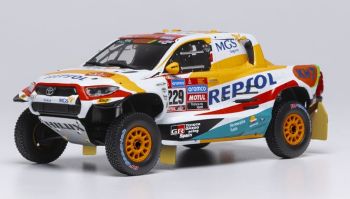 IXORAM988.22 - TOYOTA GR DKR Hilux Evo T1+ n.º 229 – Rally París-Dakar 2023 (I-E. Pujol / J. Valcarcel)