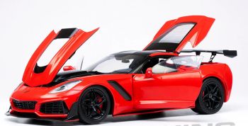 IXO18RDC243-FO - CHEVROLET Corvette C7 ZR1 2019 Rojo